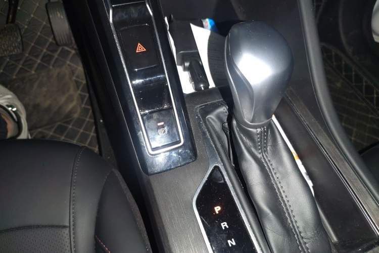 Used Roewe i5 2026 Model 1.5L CVT Luxury Version