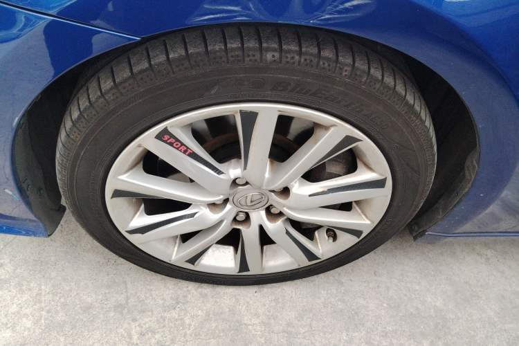 Used Lexus IS 2015 200t F SPORT
