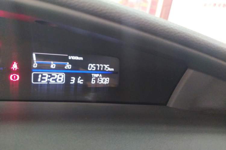 Used Honda Jade 2017 1.8L automatic Comfort version 5 seats