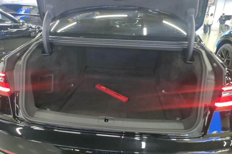 Used Audi A8 2019 Facelifted Plus A8L 50 TFSI quattro Comfort Version