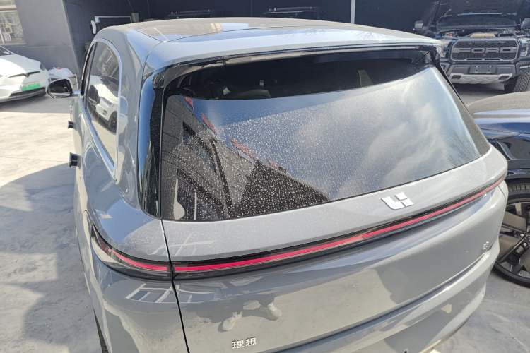 Used Li Auto L8 2025 Ultra Smart Refreshed Edition
