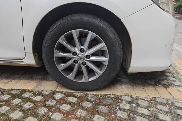 Used Toyota Camry 2013 2.0G Comfort Edition
