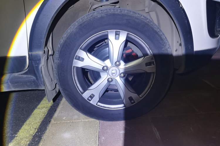 Used Great Wall M4 2014 1.5L Manual Luxury Model Right Front Wheel Hub