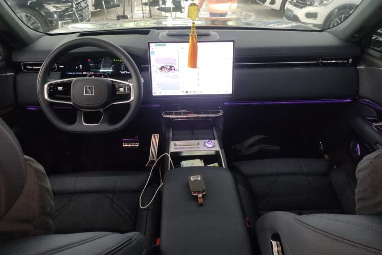 Used Zeekr 9X 2025 Ultra Edition 70kWh Center Console