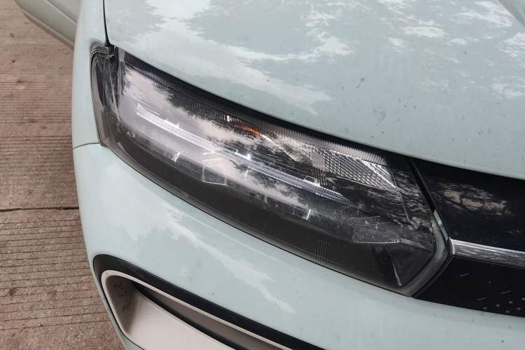 Used Dongfeng NAMMI BOX 2022 Champion Edition Light Wind Version 201KM Standard Model
