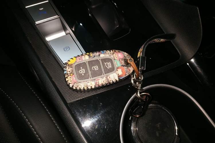 Used Hyundai Elantra 2021 1.5L CVT GLX Elite Edition Vehicle Key