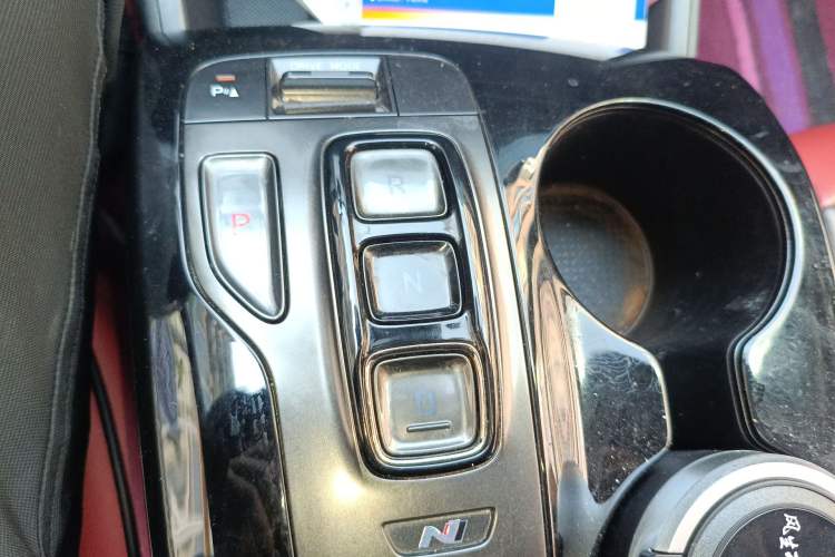 Used Hyundai Tucson 2022 Tucson L 1.5T DCT 20th Anniversary Edition N Line Gear Lever