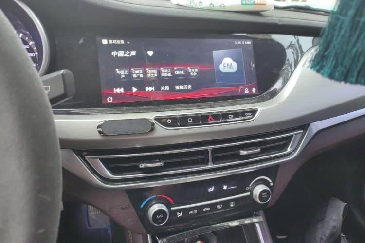 Used CHANGAN Eado 2018 1.6L GDI Automatic LingShang Model Audio And AC Panel