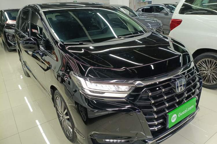 Used Honda Elysion 2022 2.0L eHEV Prestige Edition
