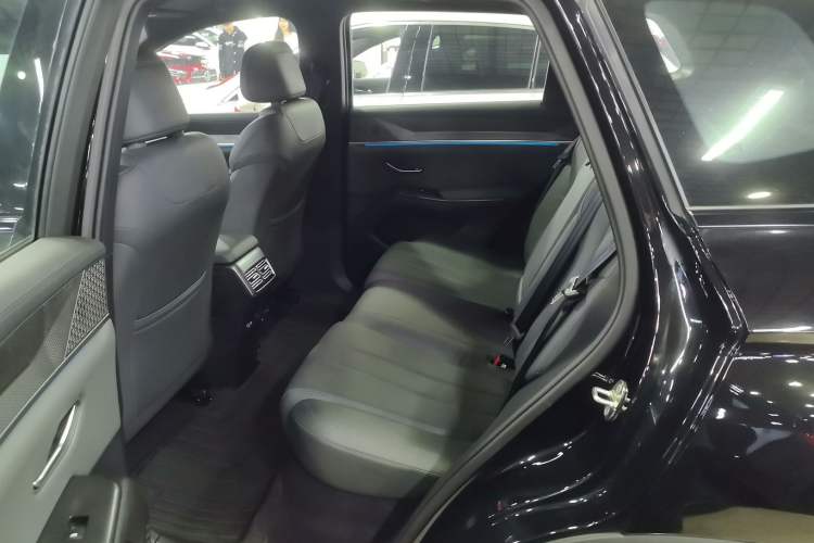 Used BYD Song Pro New Energy 2025 Second-Generation Intelligent Driving Version DM-i 115KM Excellence Edition Left Rear Seat