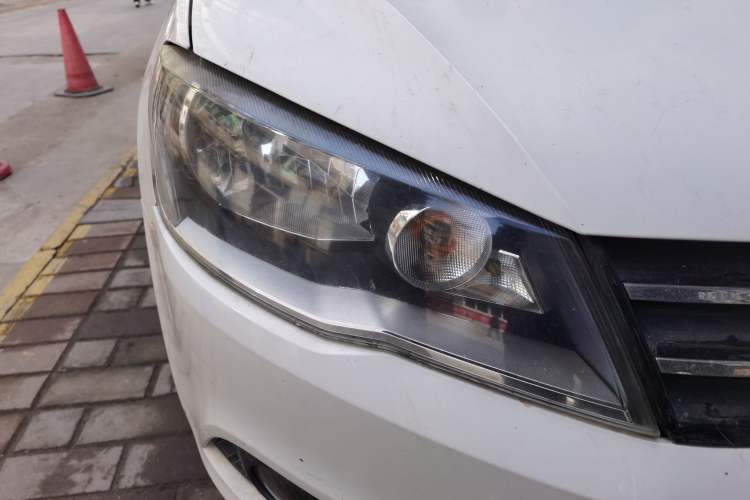 Used Volkswagen Jetta 2015 1.6L Manual Comfort Model