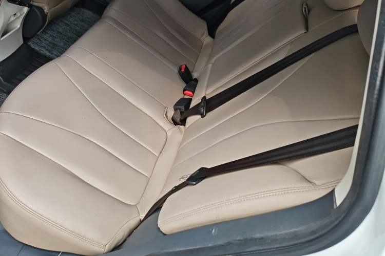 Used BAIC Beijing EU5 2018 R500 Smart Wind Edition