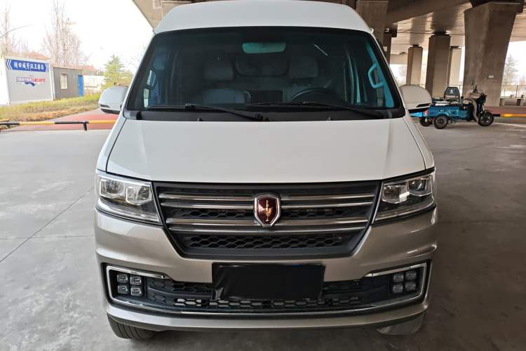 Used Jinbei New Hiace S 2022 1.5L Wealth Edition Air-Conditioner-Free Truck China VI Standard SWC15M Front
