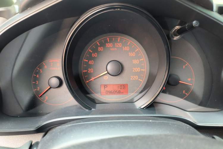 Used Honda Fit 2014 1.5L LX CVT Comfort Model Instrument Cluster