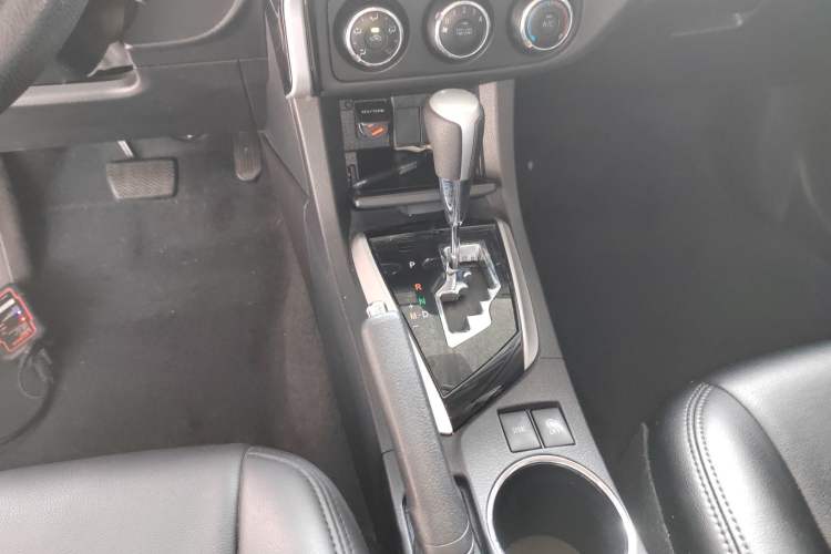 Used Toyota Corolla 2017 Revised Version 1.2T S-CVT GL