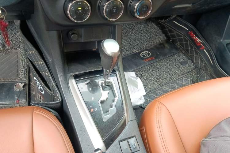 Used Toyota Levin 2017 1.2T G CVT Elite Edition Gear Lever