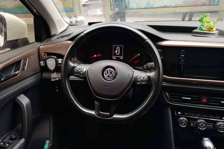 Used Volkswagen Tharu 2019 330TSI Four-Wheel Drive Luxury Edition China VI Standard