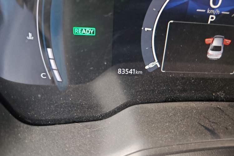 Used Toyota Corolla 2023 1.8L Smart Electric Hybrid Dual-Motor Pioneer Edition Odometer Close Up