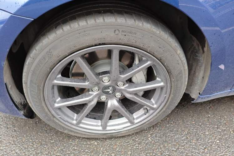 Used Tesla Model 3 2019 Standard Range Rear-Drive Upgraded Version
