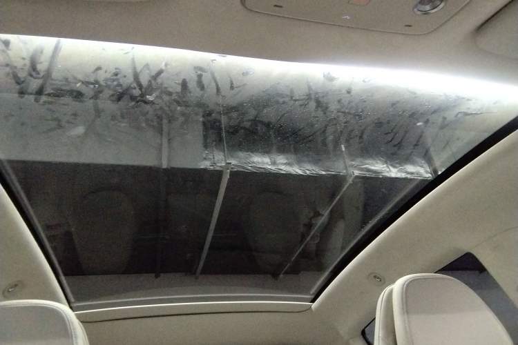 Used Hima Luxeed R7 2025 Range-Extended Version 251 km Max Headliner