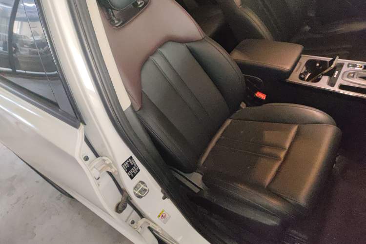 Used GAC Trumpchi GS4 2021 270T Automatic Elite Tech Edition Right Front Seat