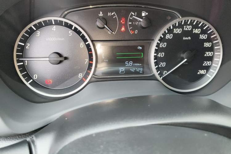 Used Nissan Sylphy 2019 1.6XV CVT Smart Connect Luxury Edition China VI Standard
