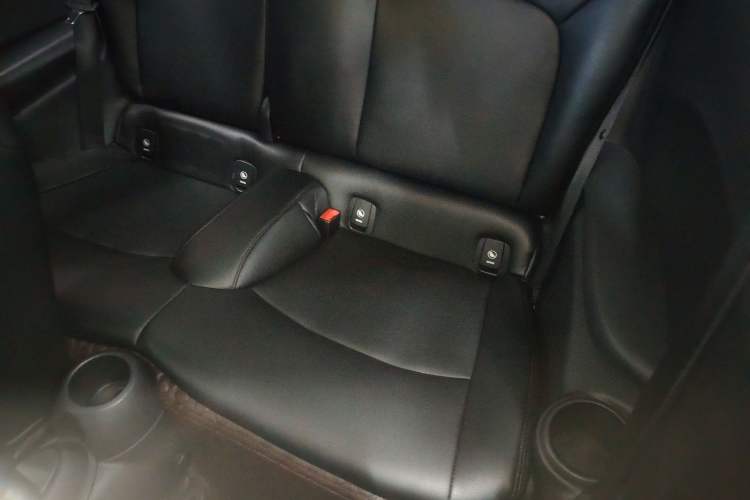 Used MINI MINI 2016 1.2T ONE Pioneer Edition
