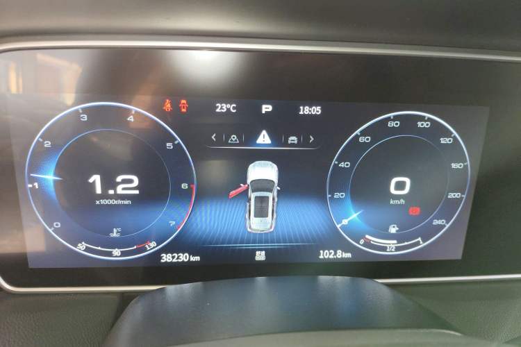 Used Hongqi HS5 2022 Revised Version 2.0T Smart Connect Flagship Edition Instrument Cluster