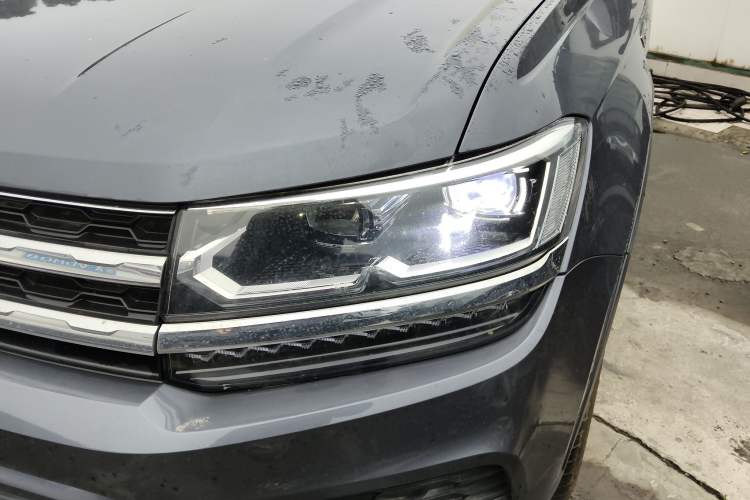 Used Volkswagen Tharu 2019 330TSI Four-Wheel Drive Flagship Model China VI Standard Left Front Headlight