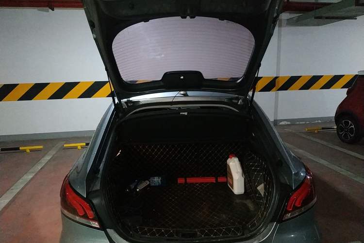 Used MG 6 2017 20T Automatic Trophy Prestige Internet Edition China V Standard
