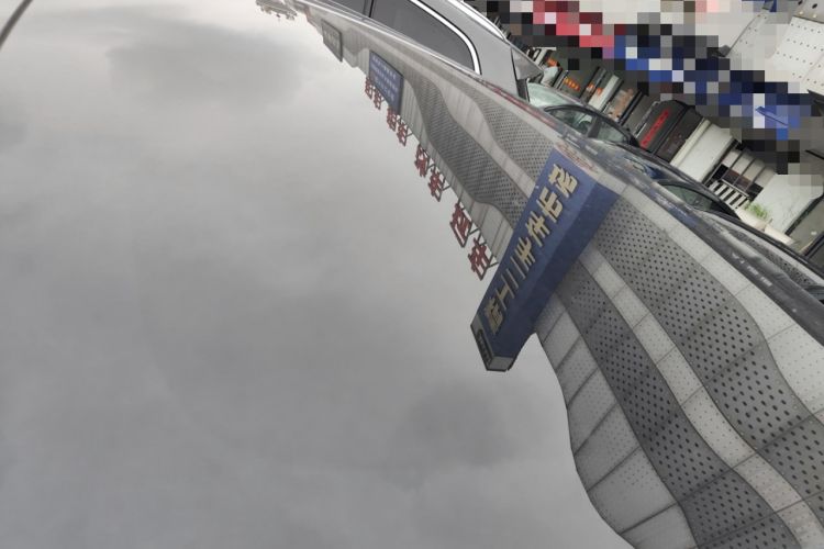 Used Tesla Model Y 2022 Rear-Wheel-Drive Version Roof