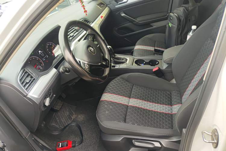 Used Volkswagen Lamando 2021 230TSI DSG Fashion Edition Left Front Seat