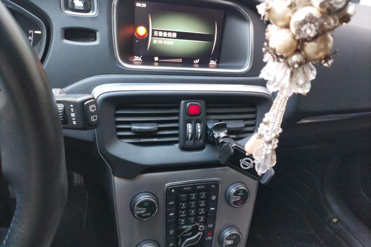 Used Volvo V40 2017 T3 Zhiya Edition