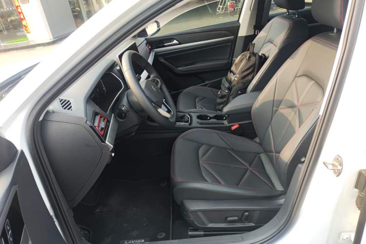 Used Volkswagen Lavida 2024 300TSI DSG Starry Sky Leading Edition