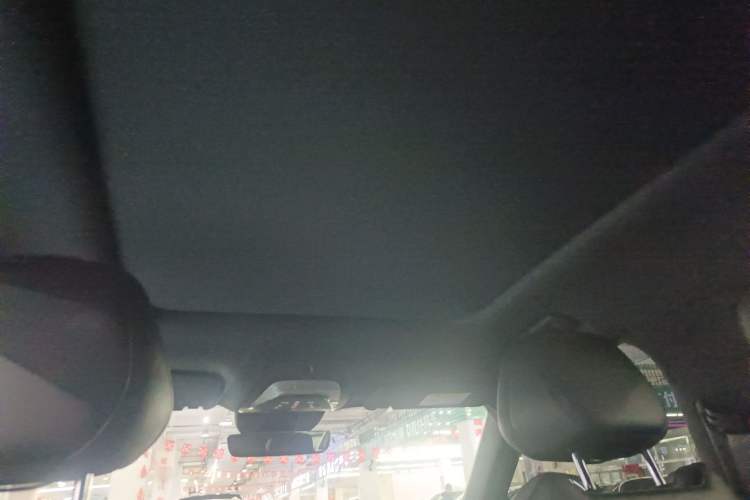 Used VOYAH FREE 2025 318 318 km Rear-Drive Touring Edition