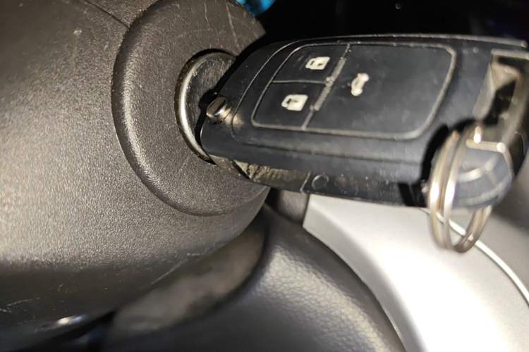 Used Buick GT 2013 XT 1.6L Automatic Fashion Edition Vehicle Key