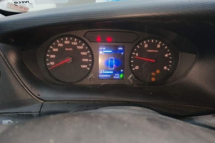 Used Iveco Eurocargo 2021 2.0T Manual Super-Rui Short Wheelbase Low-Roof Side-Hinged Door F1A Instrument Cluster