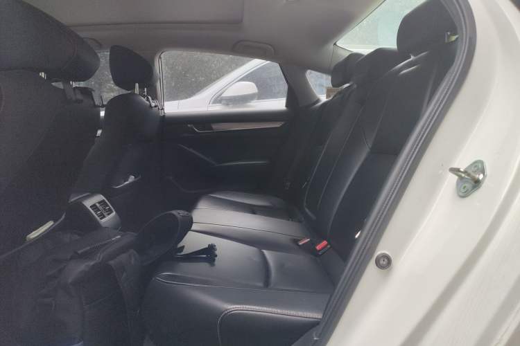 Used Honda Inspire 2019 260TURBO Elegant Edition China VI Emission Standard Left Rear Seat