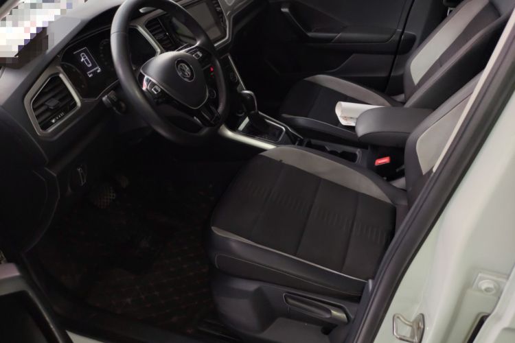 Used Volkswagen T-ROC 2018 230TSI DSG Two-Wheel Drive Advanced Version China V Standard Left Front Seat