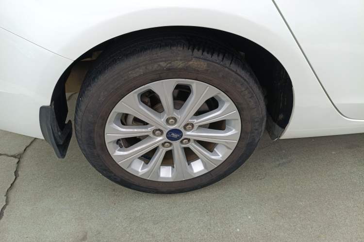 Used Ford Escort 2017 Happiness Edition 1.5L Automatic Fashion Version
