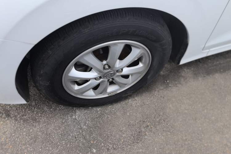 Used Hyundai Verna (older generation) 2017 1.4L Manual Huancai Edition China V Standard
