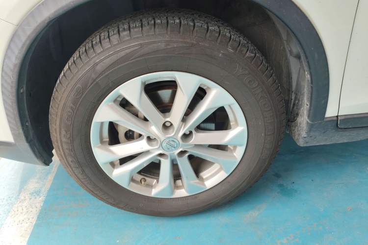 Used Nissan X-Trail 2014 2.5L CVT Leading Edition 4WD
