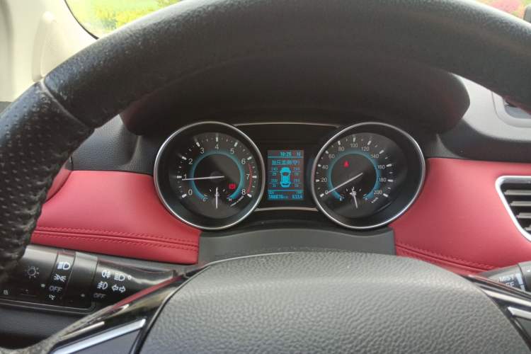 Used Haval H1 2015 1.5L AMT Luxury Model