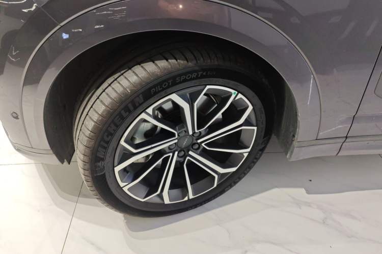 Used Lynk & Co 09 EM-P 2023 2.0TD EM-P Long-Range Version AM Six-Seater