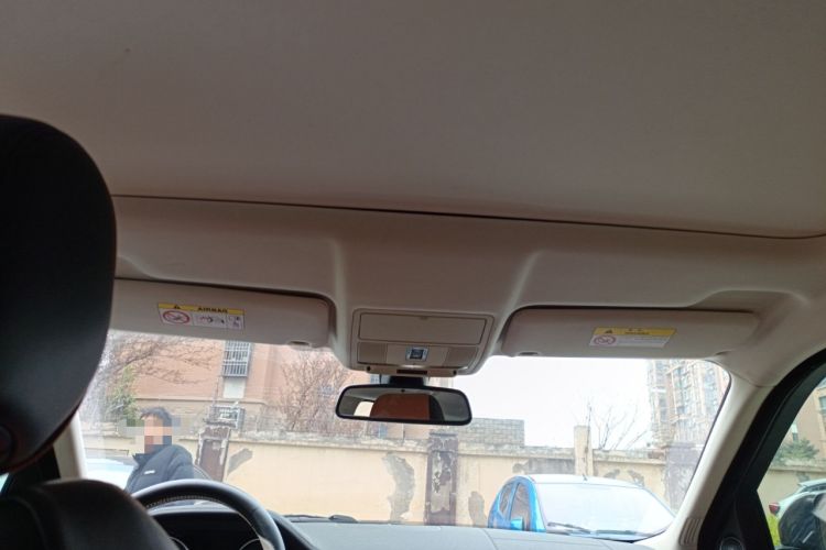 Used Land Rover Range Rover Evoque 2015 2.0T Five-Door Zhiyao Edition
