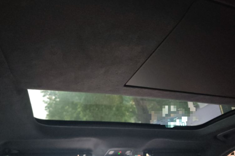 Used ONVO Luxeed L90 2025 Model—Ultra Six-Seater Version
