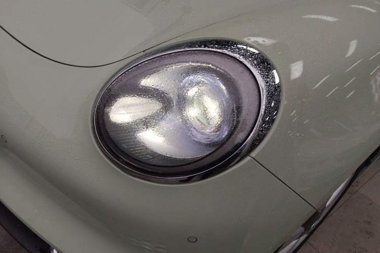 Used ORA Good Cat 2022 Morandi Edition 400km Standard Range Premium Version Lithium-Ion Battery Left Front Headlight