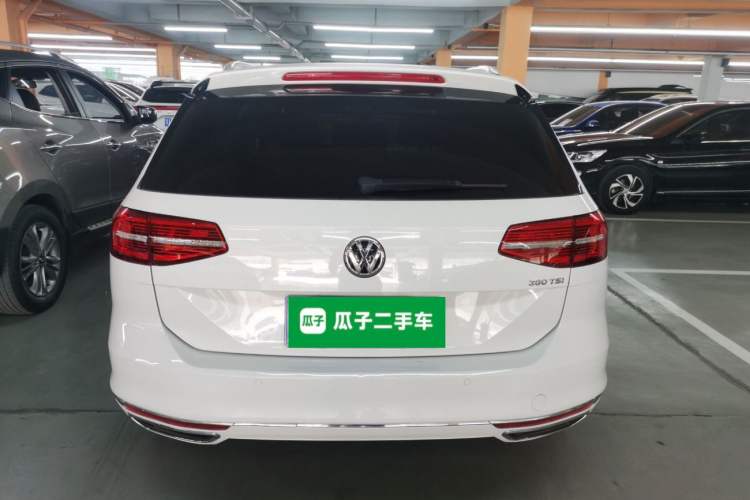 Used Volkswagen Variant 2017 380TSI Two-Wheel Drive Comfort Edition