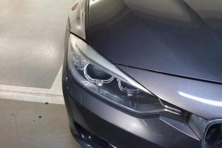 Used BMW 3 Series 2013 320i Sport Design Package
