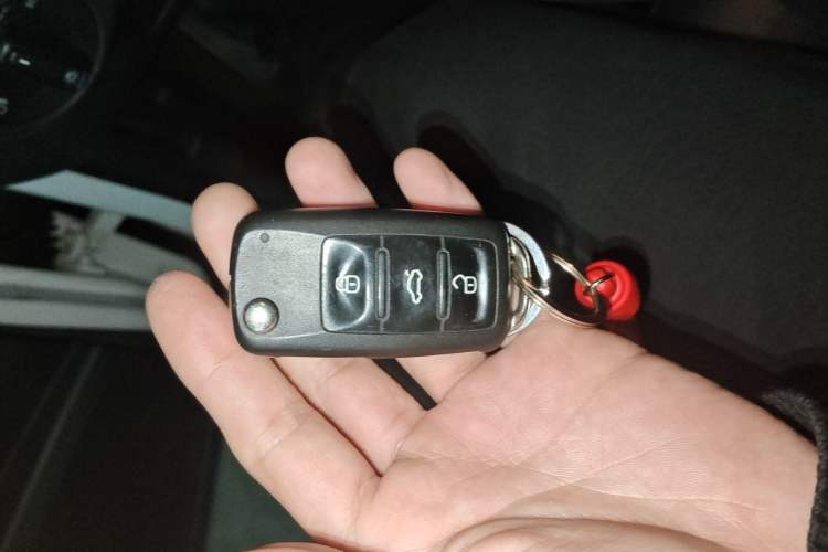 Used Volkswagen Lavida 2017 1.6L Automatic Comfort Edition
